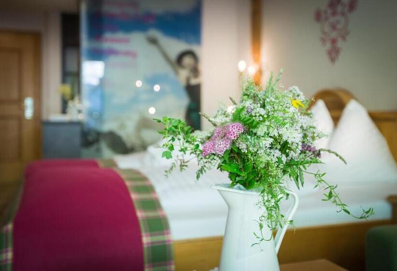 اتاق استاندارد, Superior Sport Und Familienresort Alpenblick