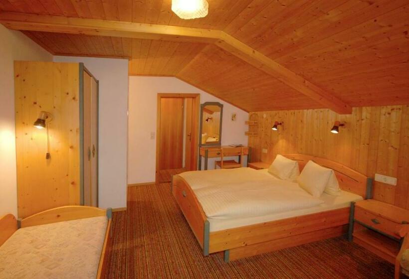 Quarto Basic, Landhotel Kielhuberhof