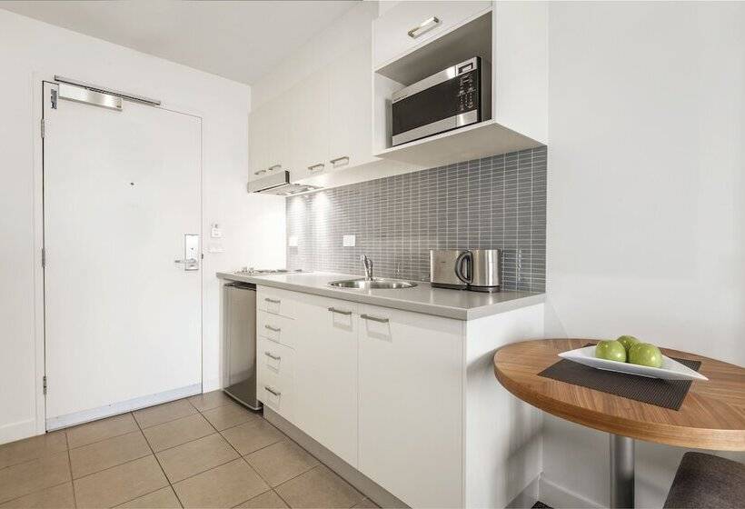استودیوی استاندارد, Quest Albury