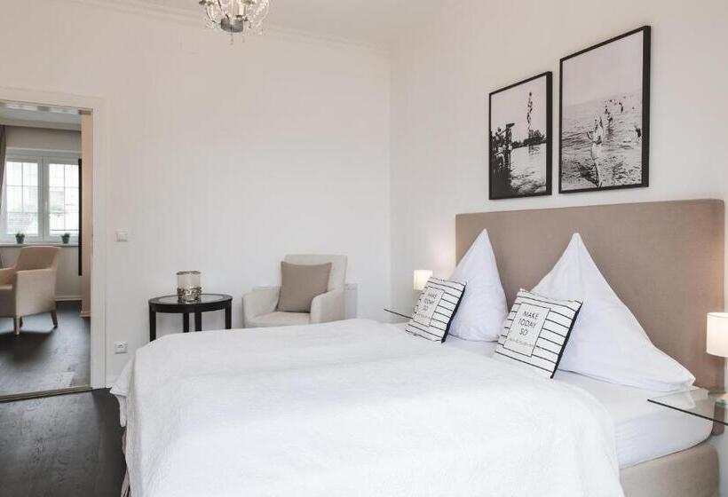 Полулюкс Вид на Озеро, Strandhotel Sille