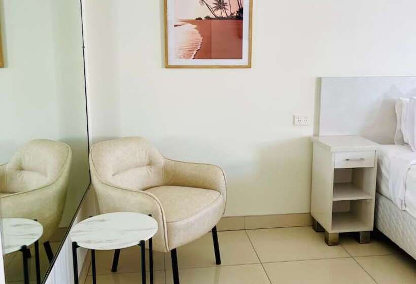 Номер Стандарт, Bay Motel