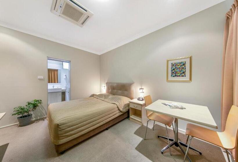 Quarto Estandar, Cessnock Motel