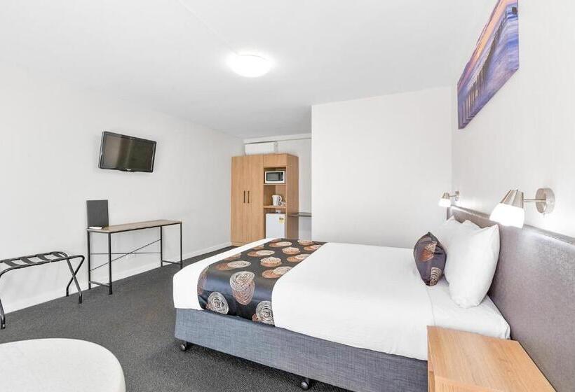 스탠다드 룸, Hilton Beachfront Motel