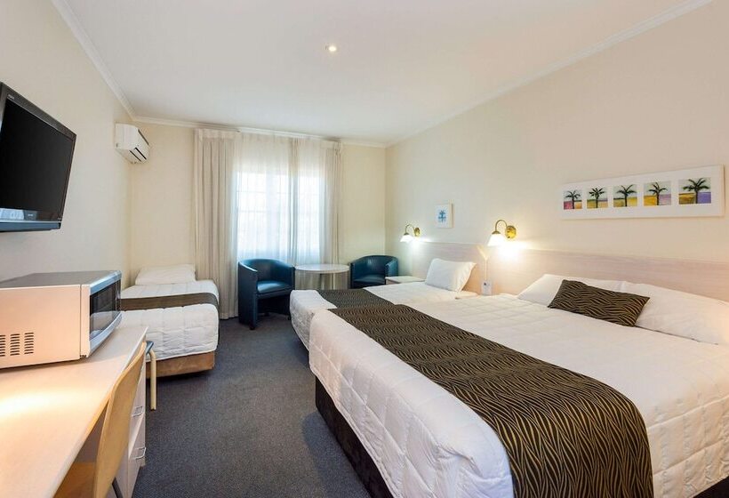 패밀리 룸, Comfort Inn All Seasons
