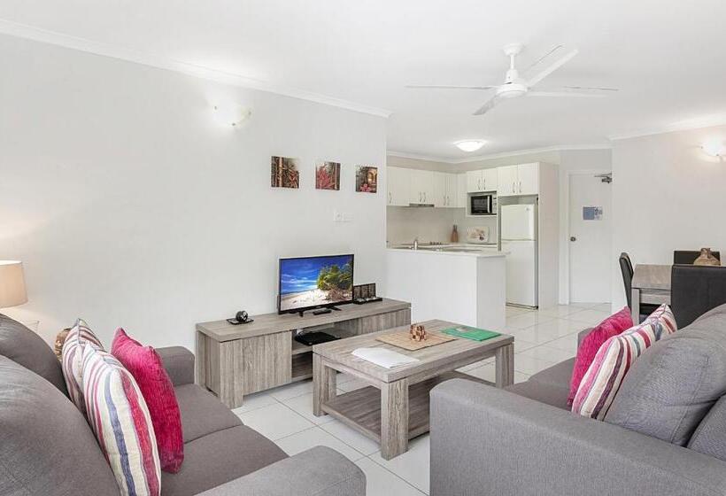 Апартаменты 2 Спальни, Outrigger Apartments Port Douglas