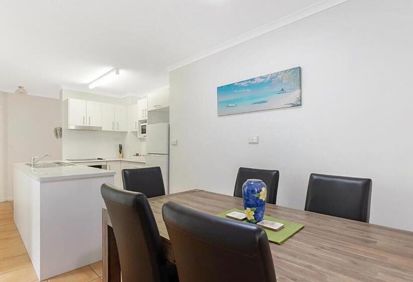 Апартаменты 2 Спальни, Outrigger Apartments Port Douglas