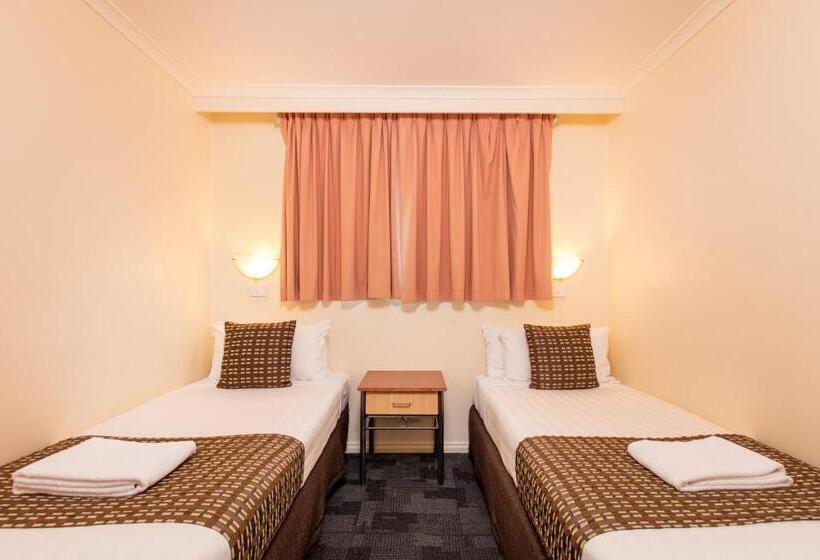 수피리어 트리플 룸, Mildura Inlander Resort