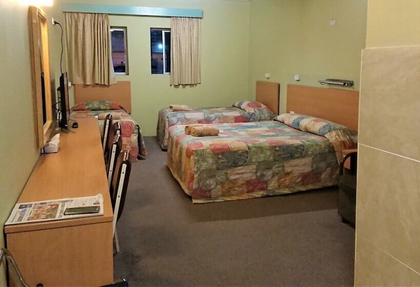 Family Suite, New Olympic Motel