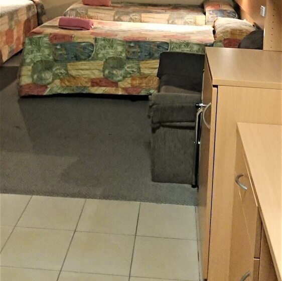 Family Suite, New Olympic Motel