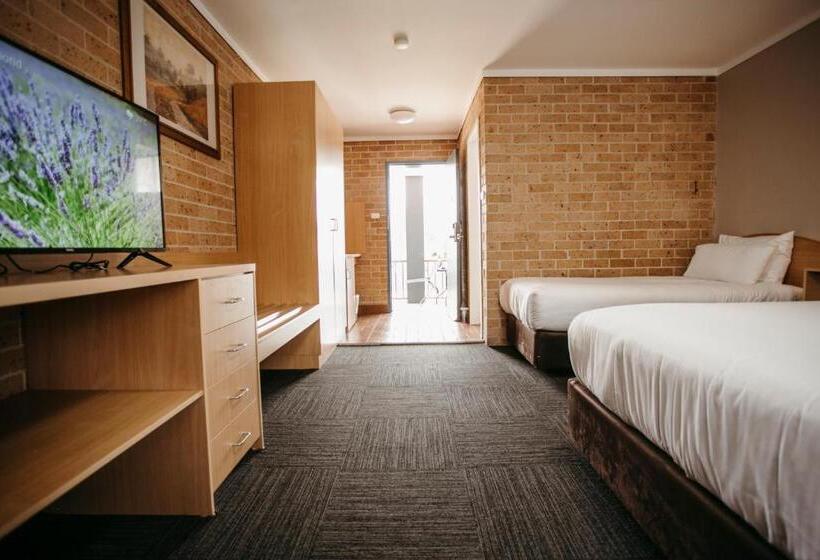 اتاق لوکس, Colonial Motel Richmond