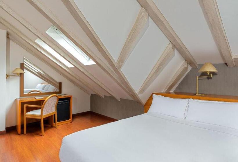 Premium Family Room, De L'isard
