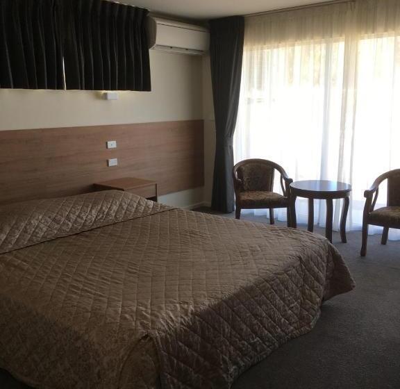 غرفة قياسية, Rainbow Motel