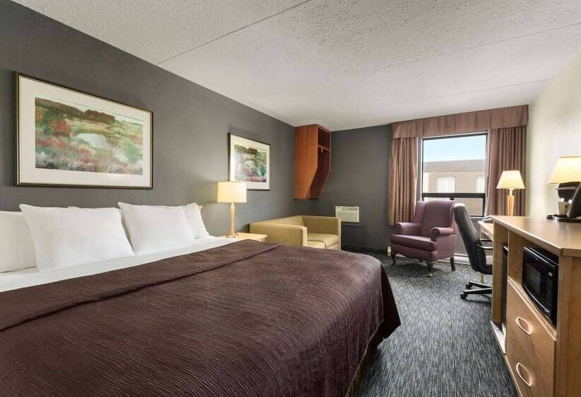 デラックススイート, Travelodge By Wyndham Edmonton West