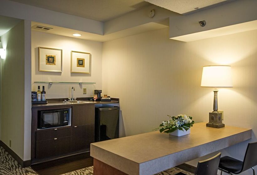 スーペリアースイート, Cambridge Suites Hotel Halifax