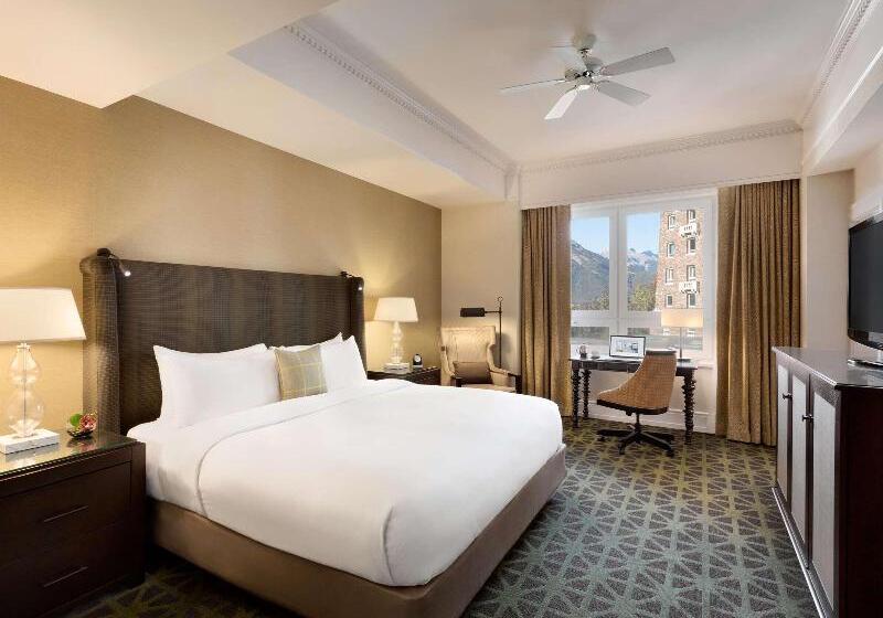 キングサイズベッドのデラックスルーム, Fairmont Banff Springs