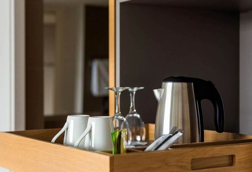 Номер Superior, Pullman Basel Europe