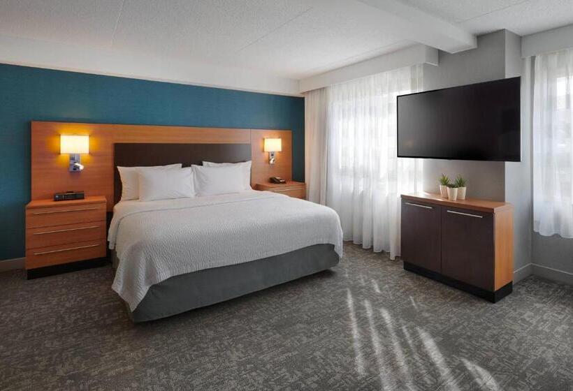 キングサイドベッドのスタンダードワンルーム, Towneplace Suites By Marriott Mississaugaairport Corporate Centre