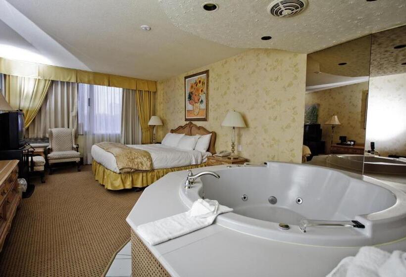 חדר סטנדרט עם מיטת קינג, Travelodge By Wyndham Niagara Falls Fallsview