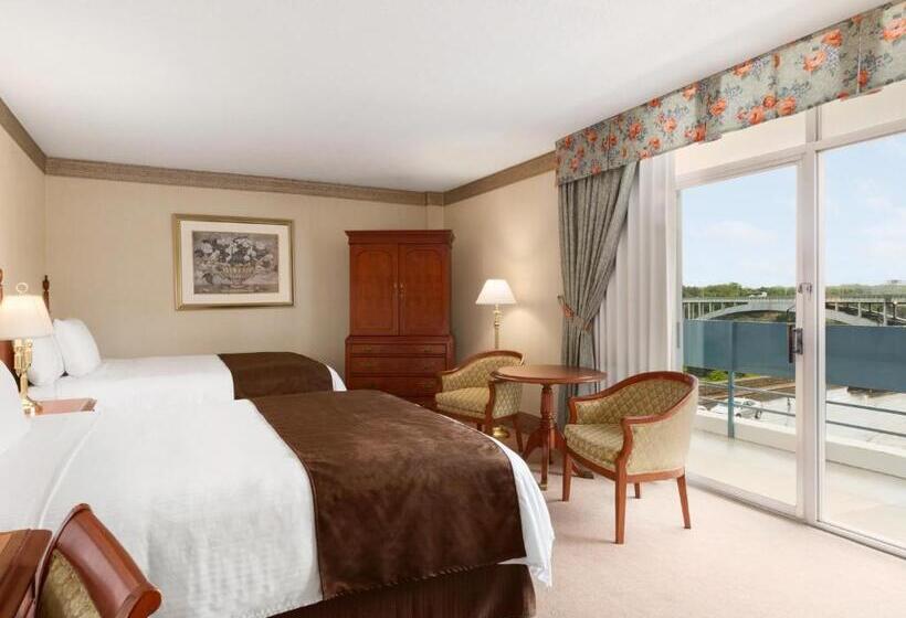 リバービュースタンダードルーム, Travelodge By Wyndham Niagara Falls Fallsview