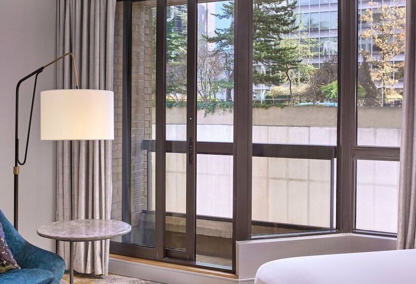シティビュースイート, Metropolitan Hotel Vancouver