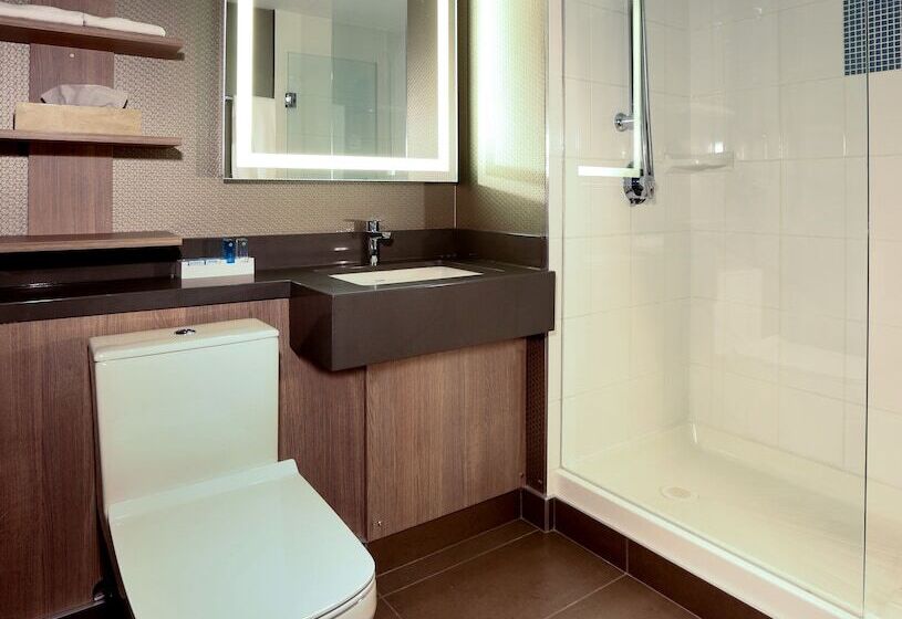 スーペリアールーム, Doubletree By Hilton Ottawa Downtown