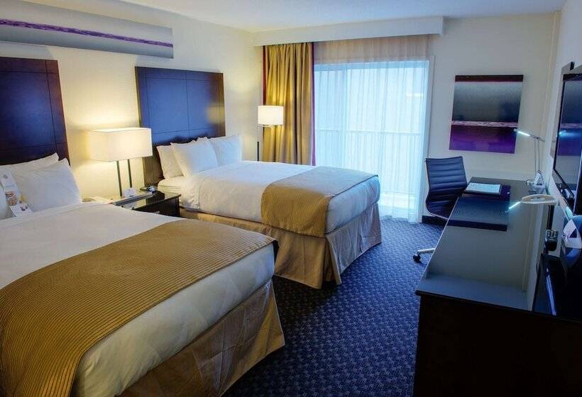 Номер Стандарт 2 Двуспальные Кровати, Radisson Hotel Sudbury