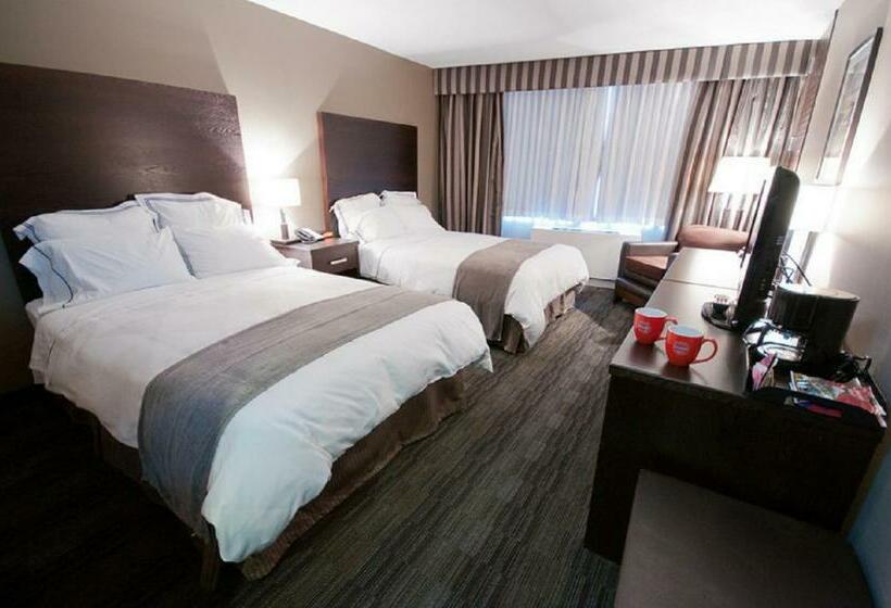 ２ダブルベッドのスタンダードルーム, Radisson Hotel Winnipeg Downtown