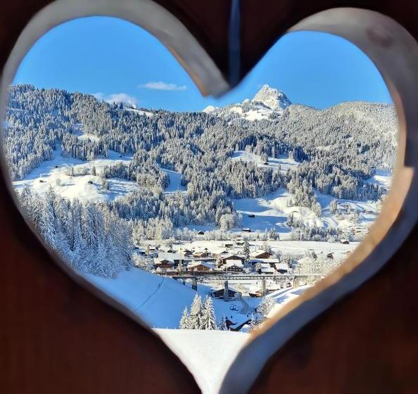Quarto Deluxe Vista Montanha, Le Grand Chalet Gstaad