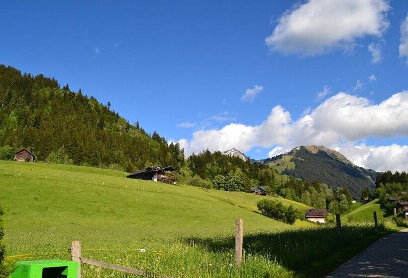 Quarto Comfort com Varanda, Le Grand Chalet Gstaad