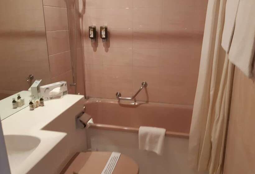 اتاق استاندارد, Regina