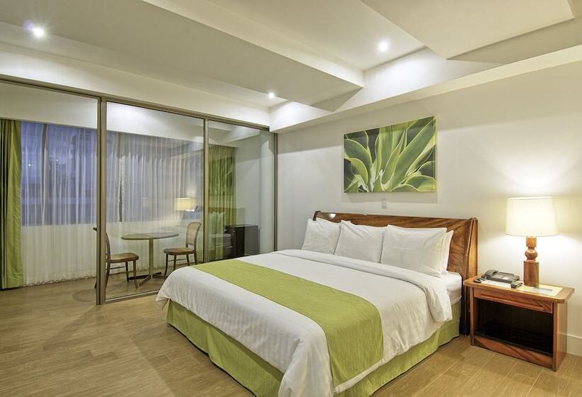 디럭스 룸, Balmoral Hotel San José Cr, Historic District