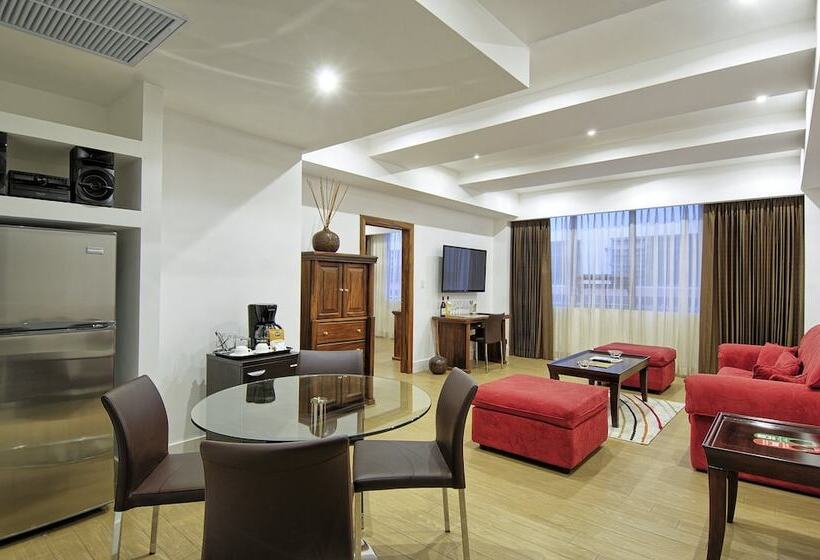 프레지덴셜 스위트, Balmoral Hotel San José Cr, Historic District