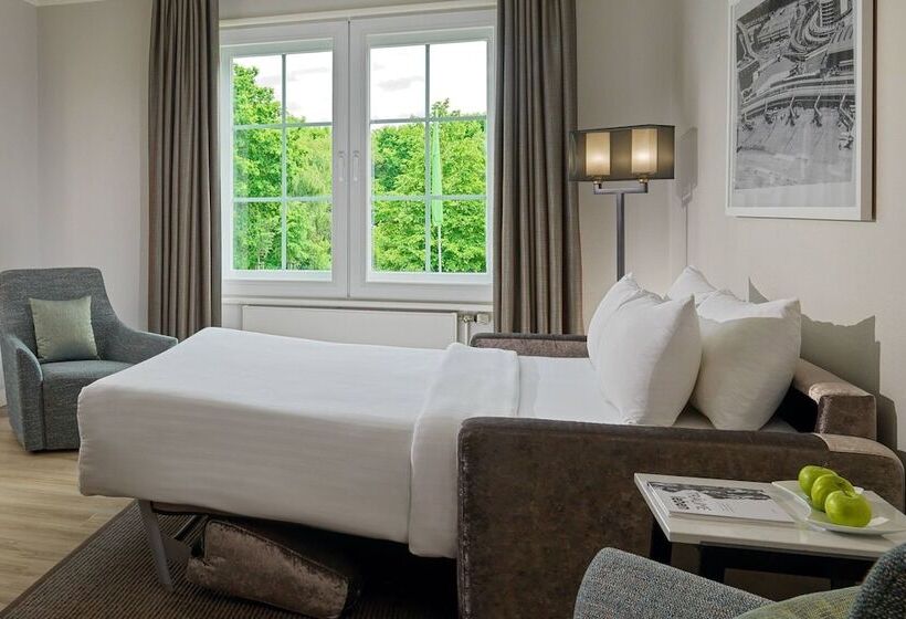 سوییت, Courtyard By Marriott Hamburg Airport