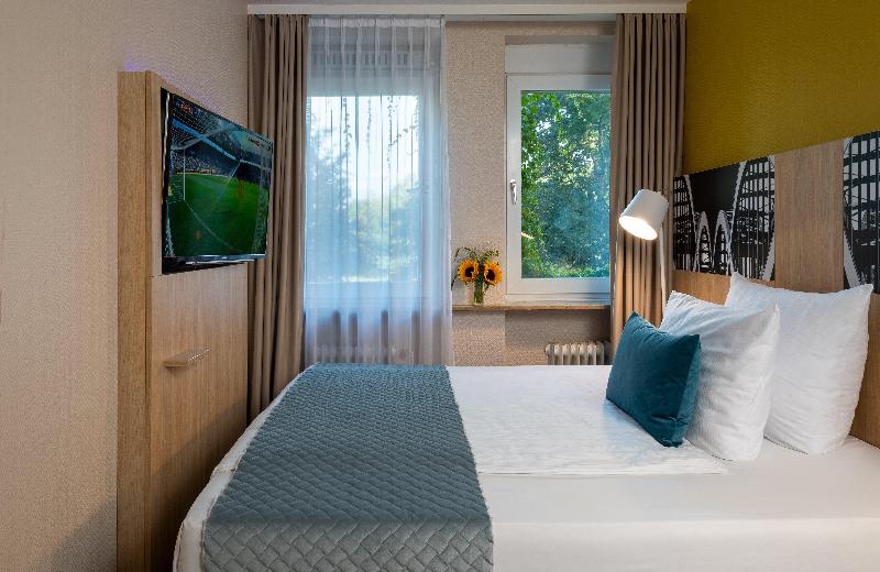 Номер Комфорт, Leonardo Hotel Hamburg Elbbrücken