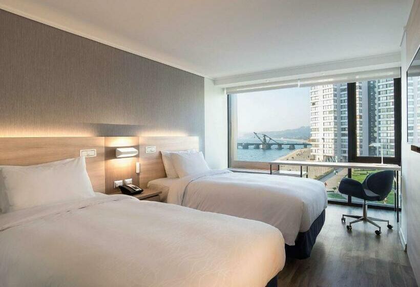اتاق لوکس با چشم‌انداز دریا, Pullman Vina Del Mar San Martín