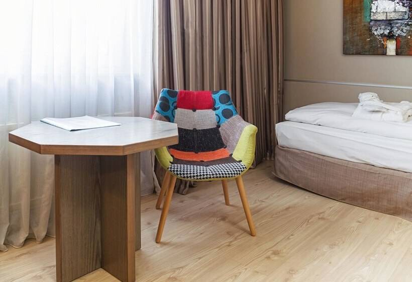 Номер Стандарт, Dusseldorf City By Tulip Inn