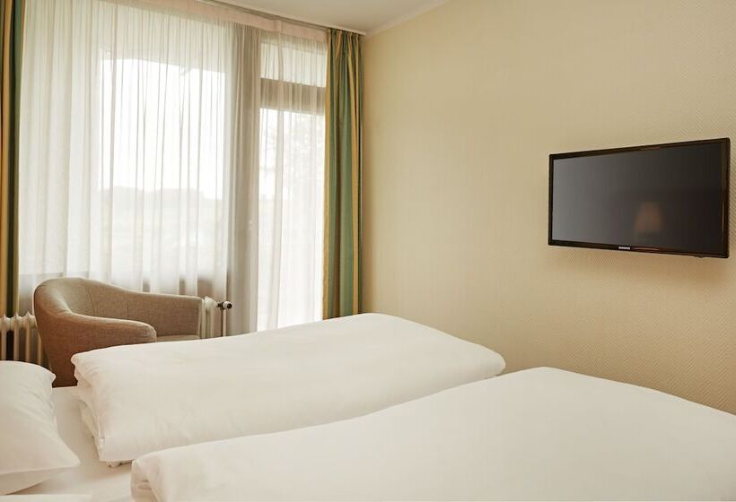 Семейный Номер, H+ Hotel Willingen
