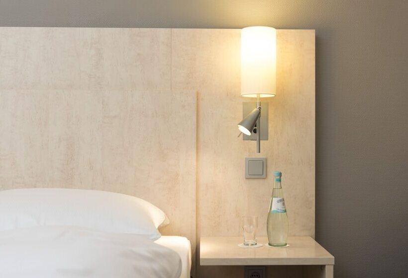 Номер Стандарт, Mercure  Duesseldorf Sued