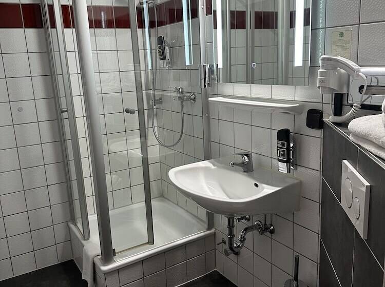 Номер Стандарт Индивидуальный, Trip Inn Hotel Krefeld
