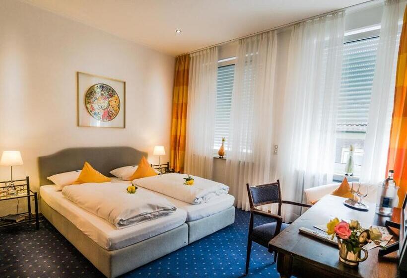 标准间, Posthotel Monegro