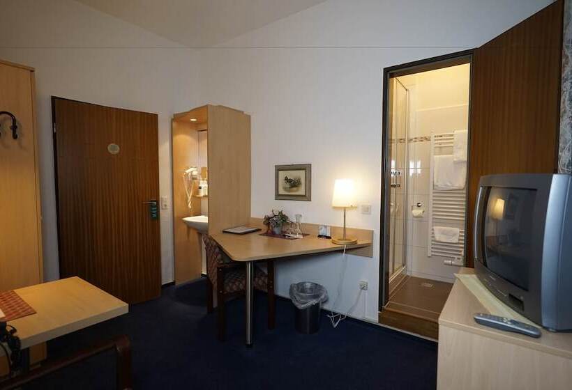 标准三人间, Rabes Hotel Kiel Am Hauptbahnhof