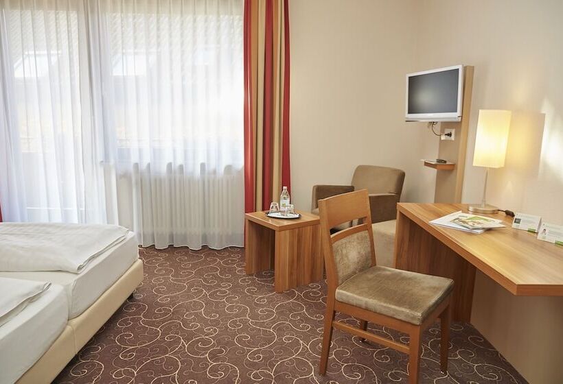 Номер Комфорт, Flair Hotel Weinstube Lochner