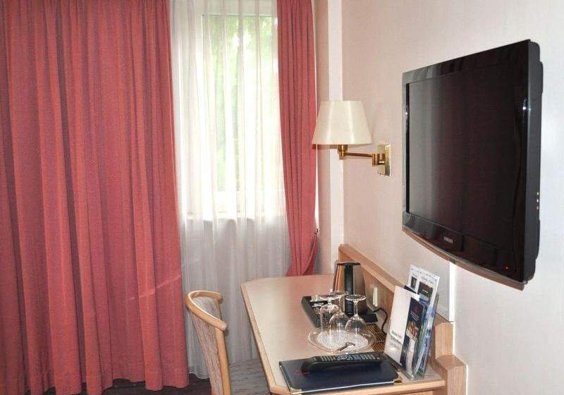 Номер Стандарт Индивидуальный, Bayerischer Hof