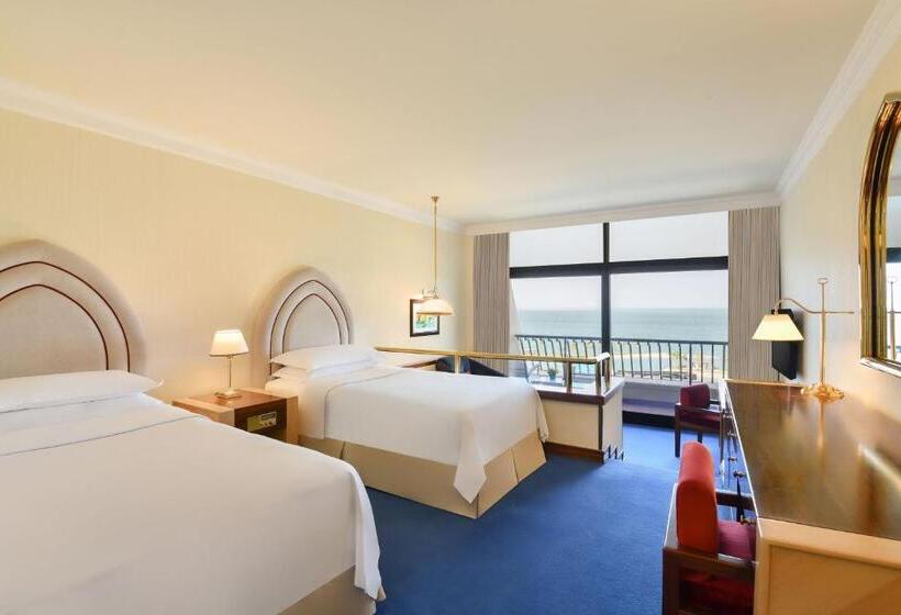 اتاق لوکس با چشم‌انداز دریا, Sheraton Grand Doha Resort & Convention