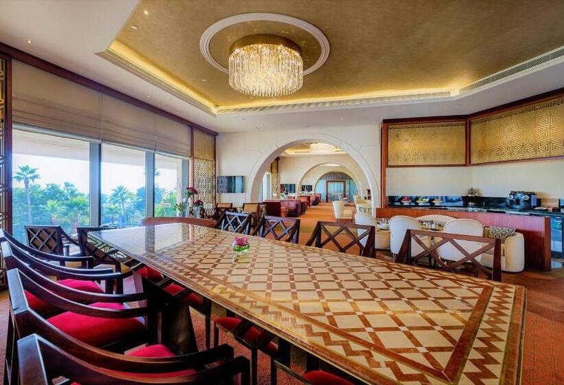 سوئیت پنت هاوس, Sheraton Grand Doha Resort & Convention