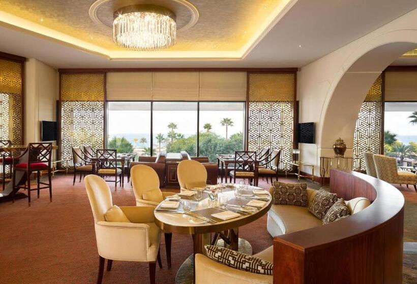 سوییت با چشم‌انداز دریا, Sheraton Grand Doha Resort & Convention