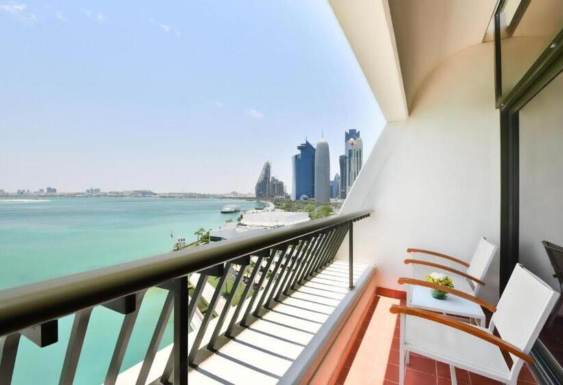اتاق لوکس با چشم‌انداز, Sheraton Grand Doha Resort & Convention