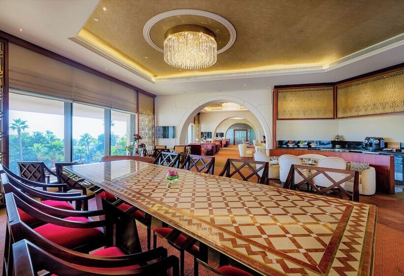 سوئیت رویال, Sheraton Grand Doha Resort & Convention