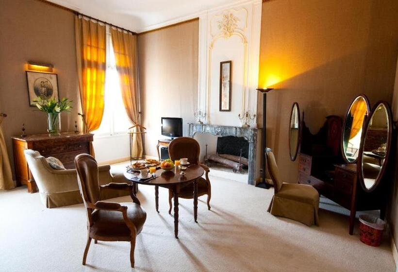 Люкс, Château D Arpaillargues   Teritoria