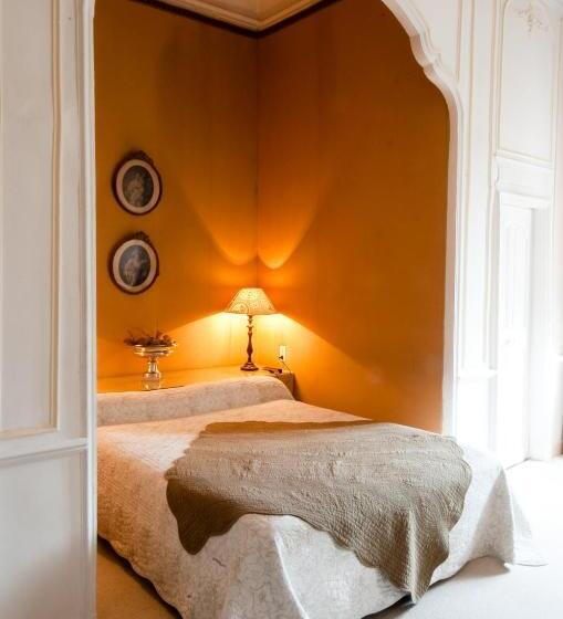스위트, Château D Arpaillargues   Teritoria